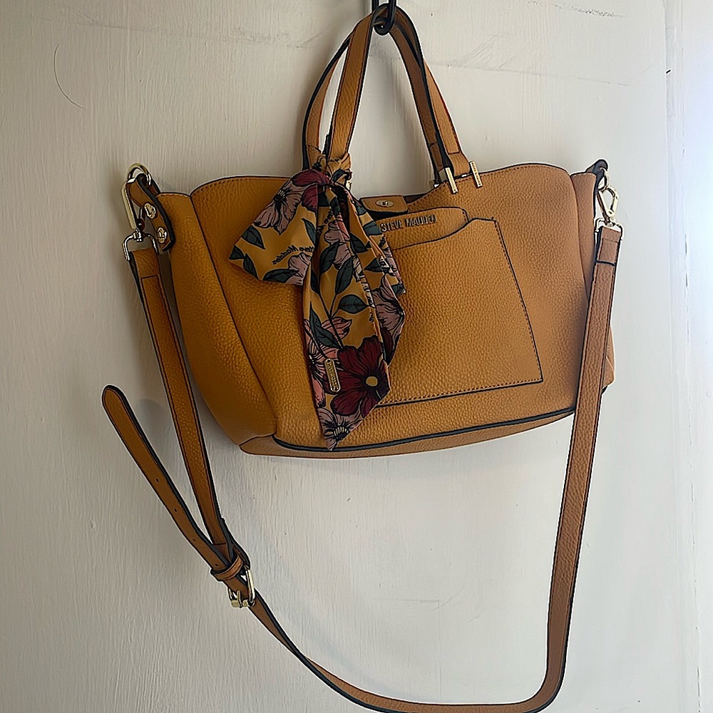 Steve Madden mustard purse